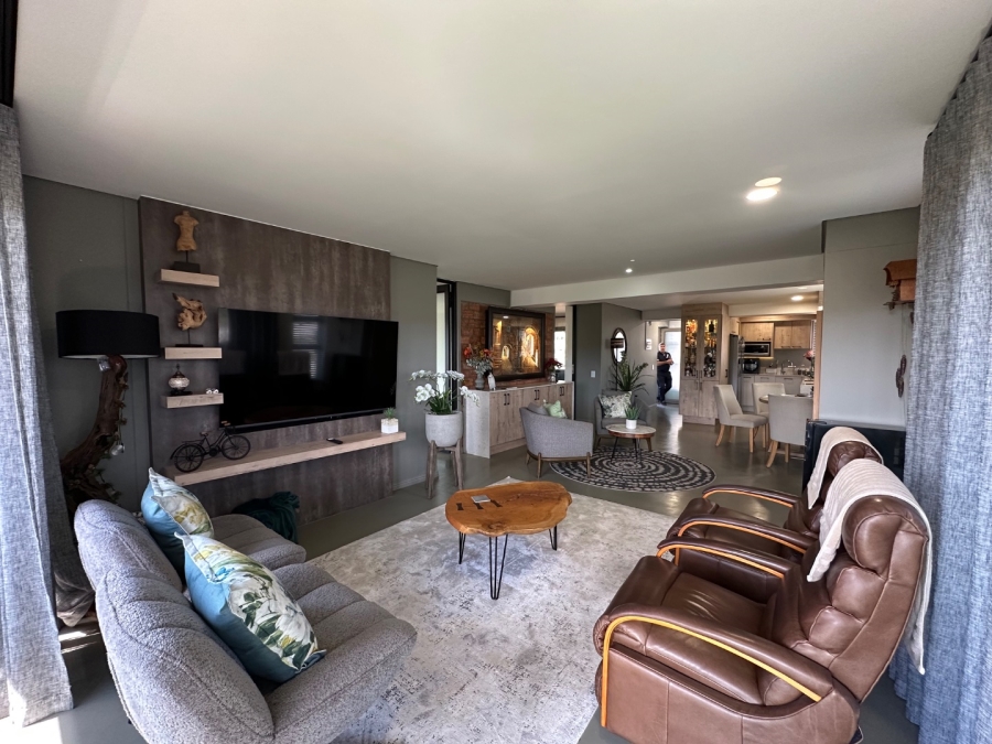 2 Bedroom Property for Sale in Island View Western Cape